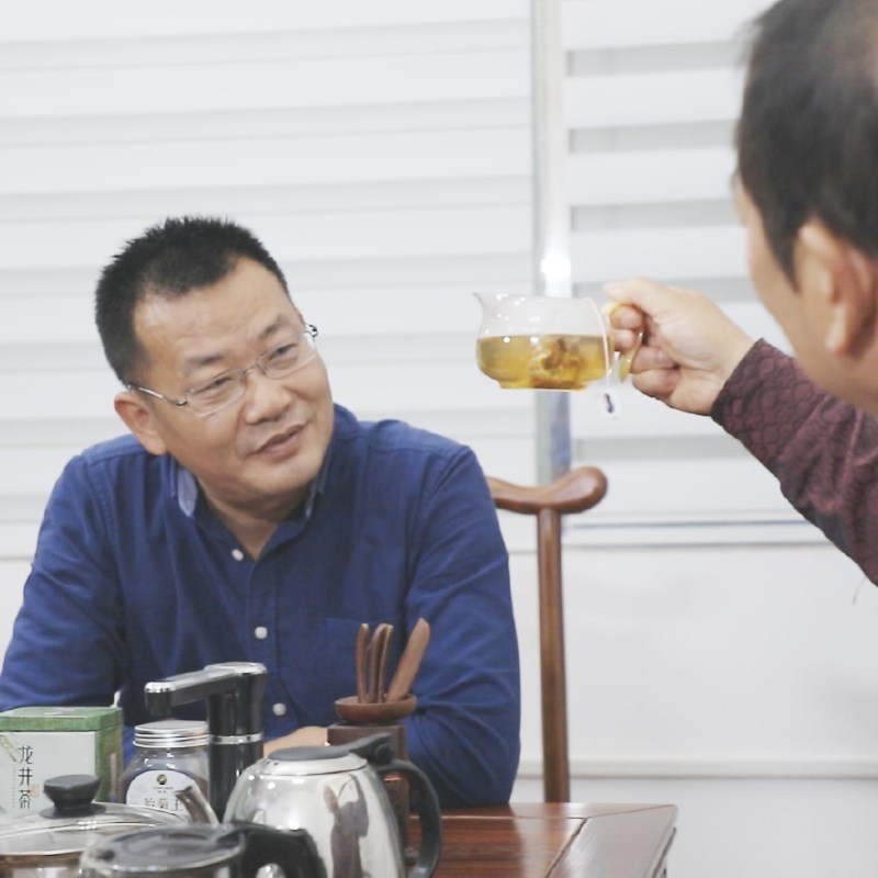 并成立品牌部、新零售事業(yè)部；首次實(shí)現(xiàn)跨界品牌創(chuàng)新、IP聯(lián)名新合作